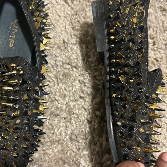 Men’s Shoes - Picture 3 of 7